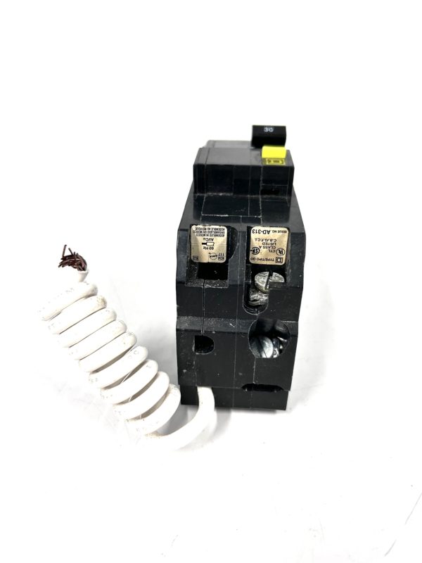 square-d-qo230gfi-2-pole-qwik-gard-circuit-breaker-20a-120-240v-felix-ommo33069-20240708-120918-669898
