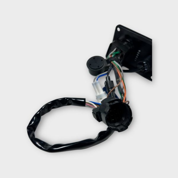 suzuki-37100-98j07-outboard-single-engine-ignition-key-switch-panel-felix-ommo33069-20250102-144110-690949