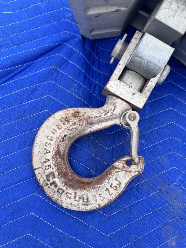 challenger-2-digital-hanging-hook-crane-scale-for-parts-not-calibrated-brandon-y-20240820-140107-189275