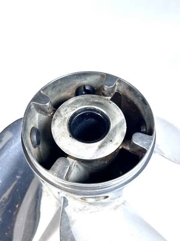 mercury-rev-4-x-14-6-x-25p-revolution-4-ss-propeller-lh-felix-ommo33069-20240805-162629-39038