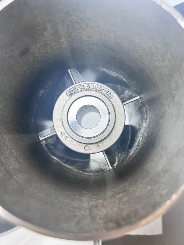 mercury-rev-4-xp-14-6-x-25p-lh-revolution-4-xp-ss-propeller-8m0113957-brandon-y-20240807-160604-518015