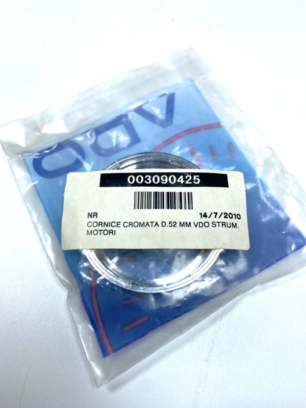 new-vdo-marine-003090425-chrome-bezel-replacement-52mm-2-pack-felix-ommo33069-20240822-082449-52383