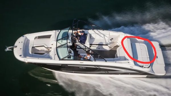 sea-ray-slx-400-white-grey-bow-cushion-42in-x-16in-x-3in-brandon-y-20240830-125135-573002