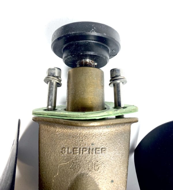 sleipner-motor-side-power-bow-thruster-gear-leg-with-dual-propellers-felix-ommo33069-20240821-122104-953763