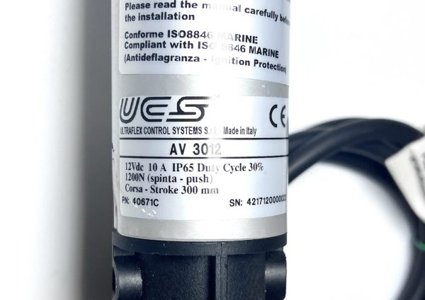 ultraflex-control-systems-av-3012-electrical-hatch-lifter-brandon-y-20240821-092128-575035