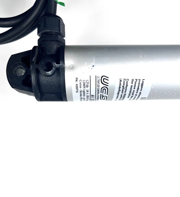 ultraflex-control-systems-av-3012-electrical-hatch-lifter-brandon-y-20240821-092135-720553
