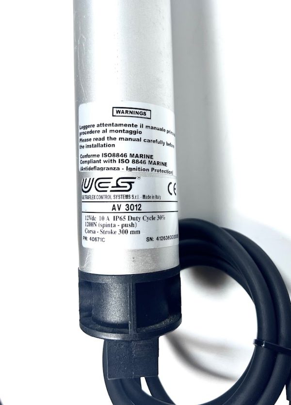 ultraflex-control-systems-av-3012-electrical-hatch-lifter-brandon-y-20240821-093650-516584