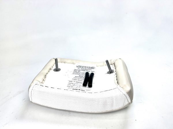 boston-whaler-2417027-325-conquest-fwd-port-bolster-oem-brandon-y-20241008-140012-491355
