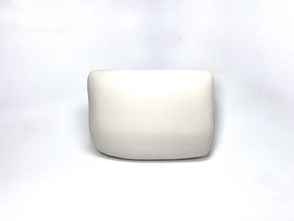 boston-whaler-2417027-325-conquest-fwd-port-bolster-oem-brandon-y-20241008-140020-14300