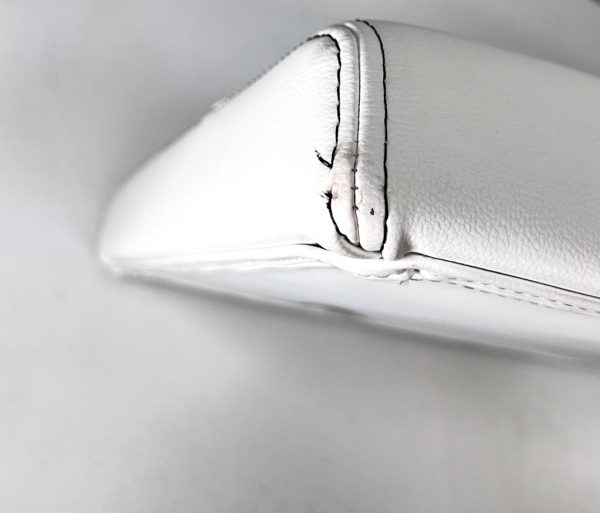 invincible-boats-cushion-47in-x-19in-hard-backing-diamond-oem-brandon-y-20241030-131526-271365
