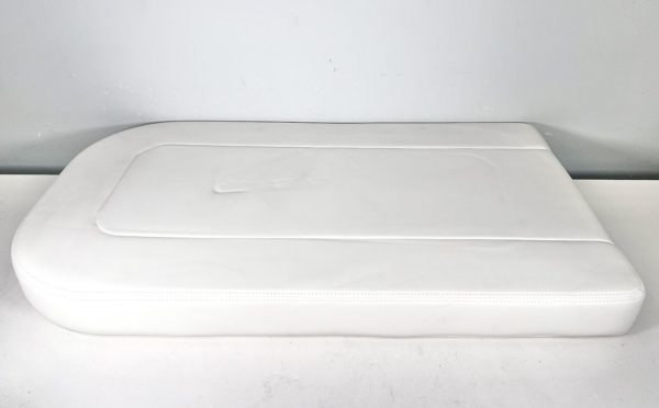 invincible-boats-white-cushion-hardbacking-40in-x-22in-oem-brandon-y-20241031-134354-345416