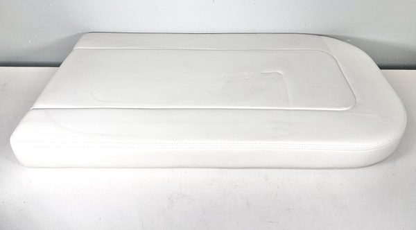 invincible-boats-white-cushion-hardbacking-40in-x-22in-oem-brandon-y-20241031-134359-613069