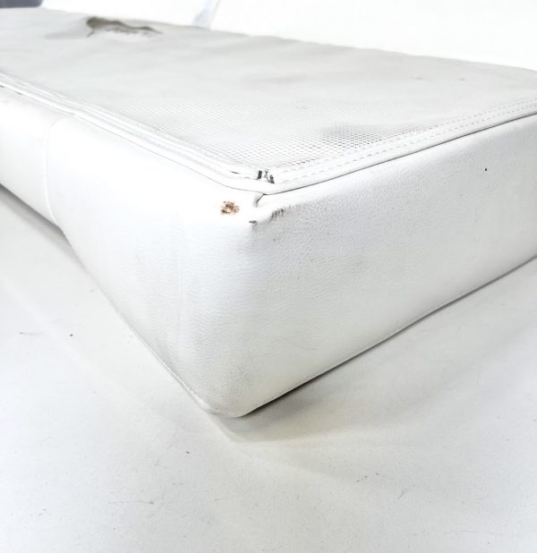 invincible-boats-white-leaning-post-cushion-46in-x-22in-oem-brandon-y-20241029-124759-296550
