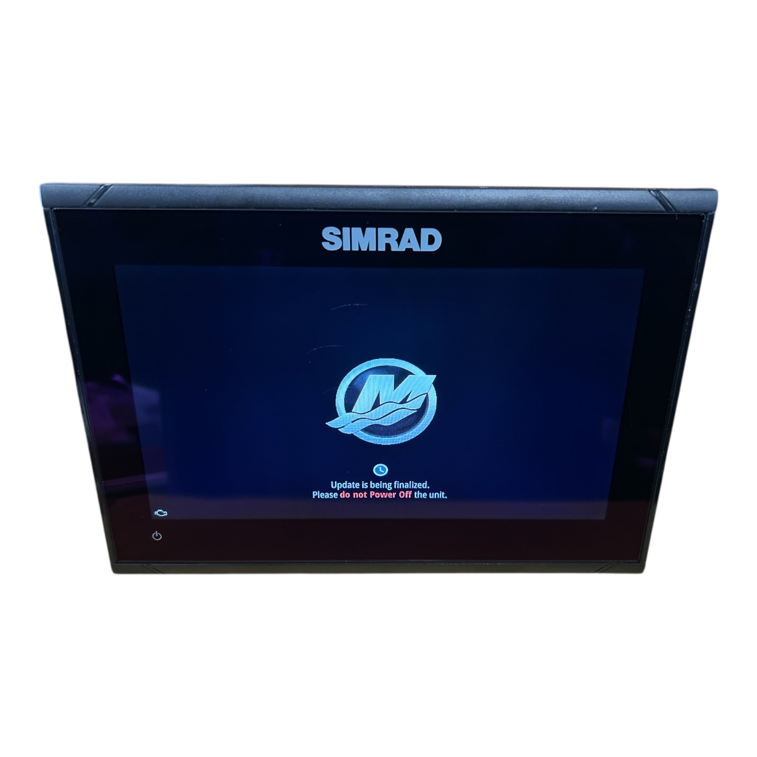 mercury-marine-8m6005240-vessel-view-903-display-felix-ommo33069-20260203-125036-982263
