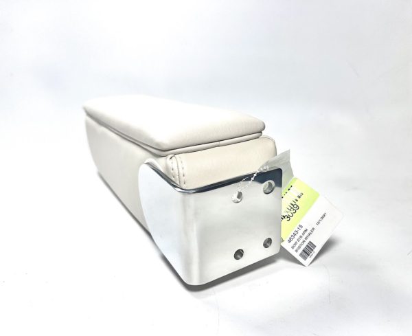 new-boston-whaler-320-dual-console-bow-armrests-port-stbd-side-oem-brandon-y-20241004-131752-838417