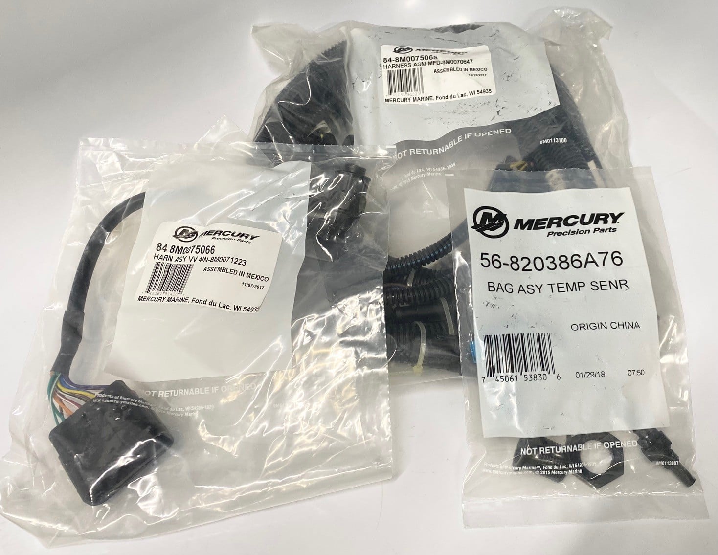 new-mercury-vesselview-4-display-kit-8m0074096-8m6001428-w-suncover-todd-h33069-20241009-143133-473225