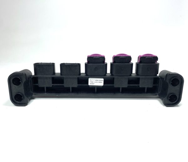 quicksilver-98-8m0165557-5-way-junction-box-with-caps-felix-ommo33069-20241022-083819-471977