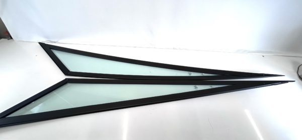 searay-23-spx-taylor-made-tempered-glass-port-starboard-window-set-felix-ommo33069-20241003-143831-446024