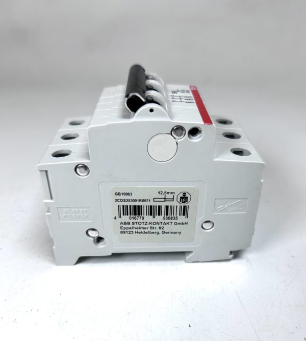 abb-s203-d16-253-440vac-3-pole-circuit-breaker-switch-felix-ommo33069-20241120-144746-303927
