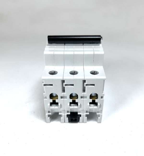 abb-s203-k6a-253-440vac-3-pole-circuit-breaker-switch-felix-ommo33069-20241120-135257-125814