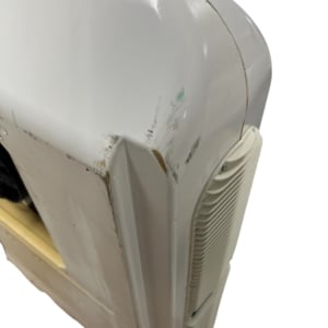 aircommand-n10789-roof-top-ibis-air-conditioner-cosmetic-wear-brandon-y-20260302-150031-530661