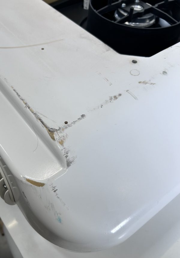 aircommand-n10789-roof-top-ibis-air-conditioner-cosmetic-wear-felix-ommo33069-20241108-090857-535220