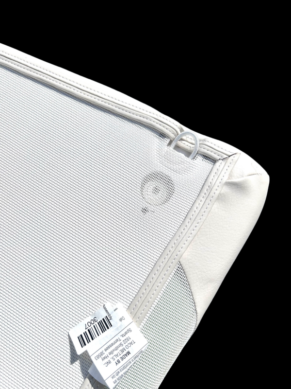 boston-whaler-330-outrage-bow-pad-cushion-53-x-50-1-2-felix-ommo33069-20241111-153040-103742