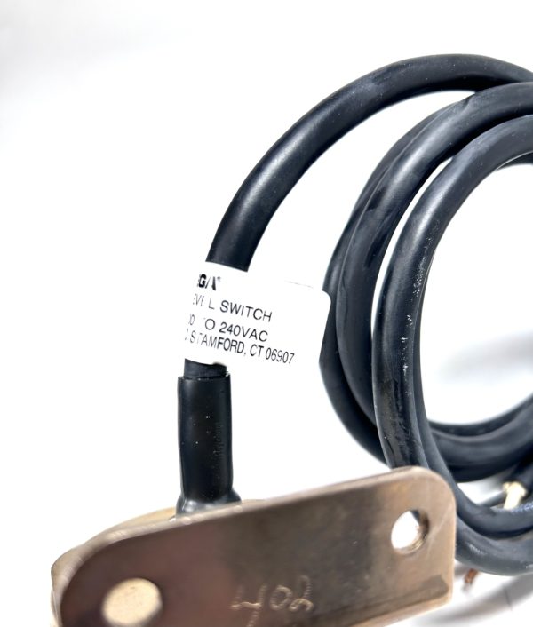 gems-lv-70-vertical-mount-single-point-level-switch-sensor-felix-ommo33069-20241120-125214-245568