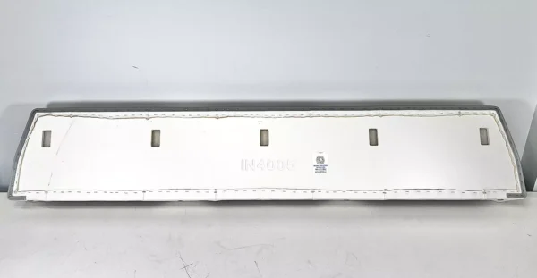 invincible-boats-catamaran-37-40-helm-leaning-post-plain-oem-brandon-y-20241105-083917-924878