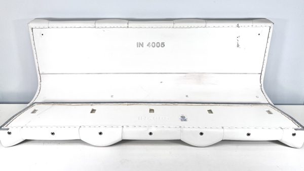 invincible-catamaran-37-40-helm-leaning-post-seat-backrest-plain-oem-brandon-y-20241105-090649-487545