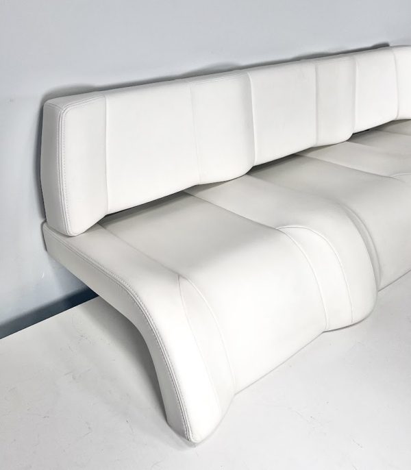 invincible-catamaran-37-40-helm-leaning-post-seat-backrest-plain-oem-brandon-y-20241105-090653-282213