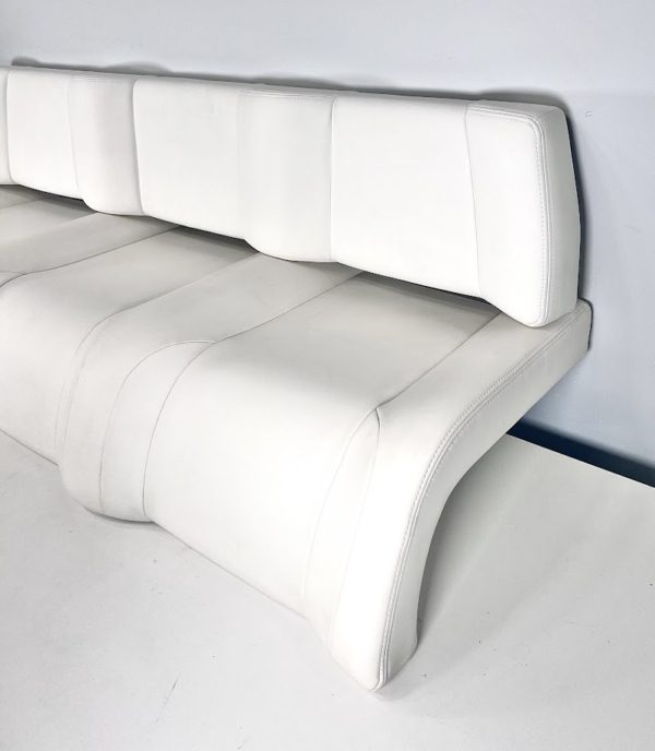 invincible-catamaran-37-40-helm-leaning-post-seat-backrest-plain-oem-brandon-y-20241105-090658-956450