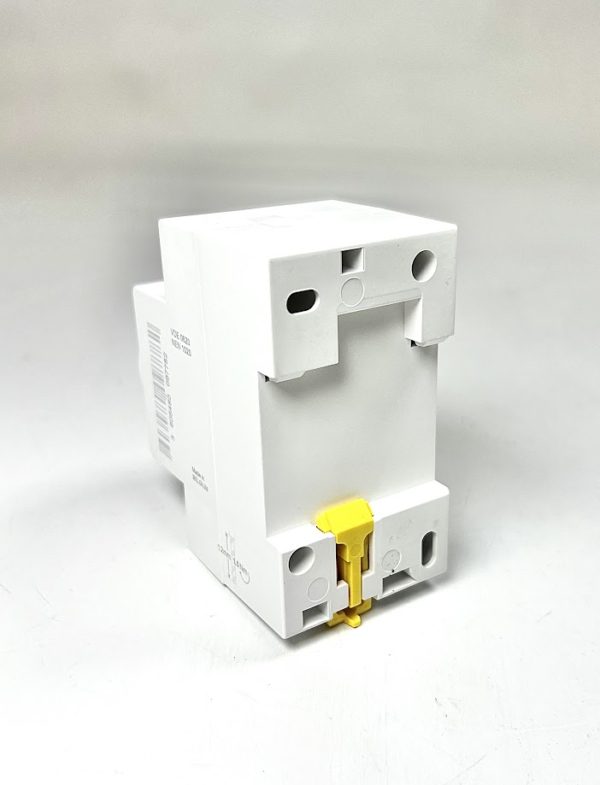 new-schneider-electric-a9a15310-2p-t-din-socket-16a-250v-5-pack-oem-brandon-y-20241120-111931-319108