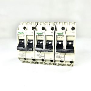 new-schneider-electric-gb2db08-thermal-magnetic-circuit-breaker-3-pack-oem-brandon-y-20241121-102636-588236