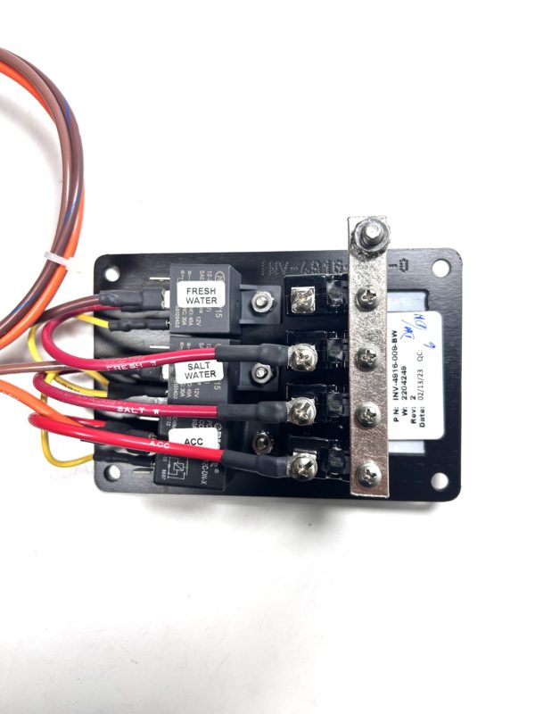 paneltronics-inv-4916-009-bw-multi-function-invincible-boat-switch-panel-felix-ommo33069-20241101-110913-839508