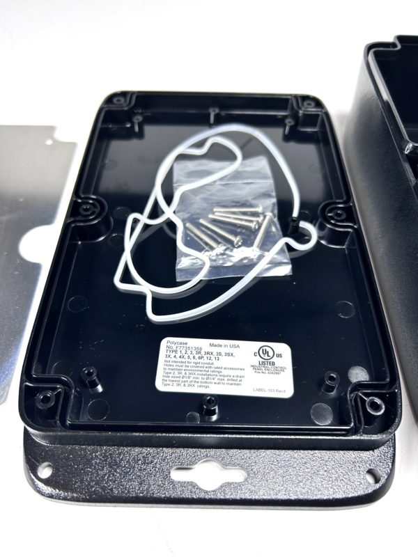 polycase-f77351359-electrical-enclosure-with-metal-mounting-panel-8-x-5-1-4-felix-ommo33069-20241129-123511-830874