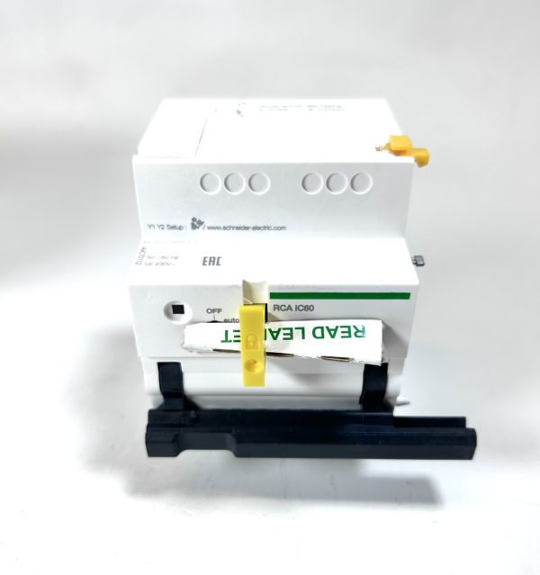 schneider-electric-a9c70112-remote-control-auxiliary-for-ic60-230vac-felix-ommo33069-20241120-090308-508371