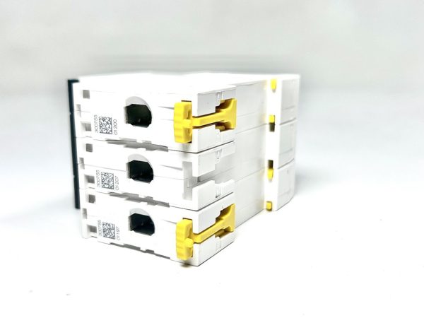 schneider-electric-a9f90304-miniature-circuit-breaker-ic60l-ma-4a-oem-brandon-y-20241122-153101-678619