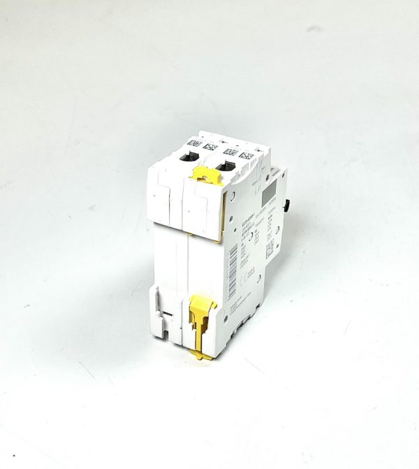 schneider-electric-a9f94220-mini-circuit-breaker-ic60l-c20-oem-brandon-y-20241120-093415-153773