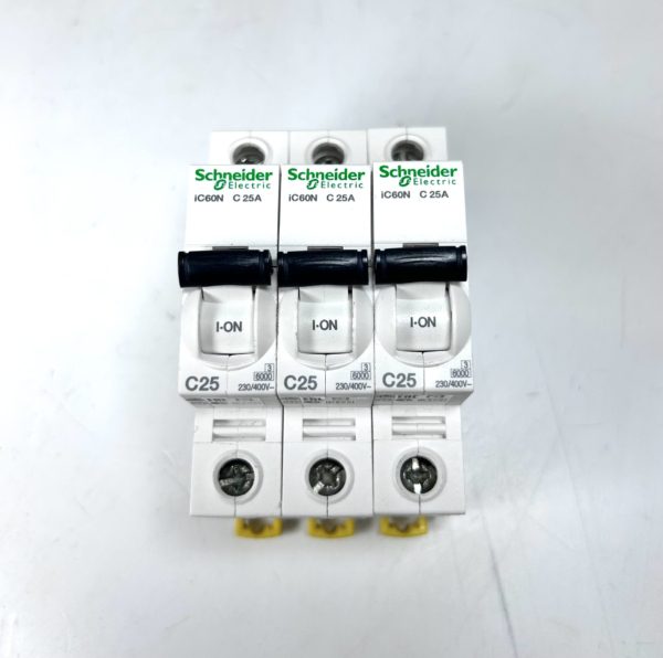 schneider-electric-ic60n-c25-1-pole-circuit-breaker-switch-230-400v-3-pack-felix-ommo33069-20241120-151712-531925