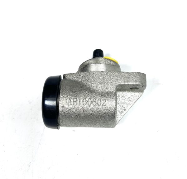 shorelander-ah160602-wheel-cylinder-right-felix-ommo33069-20241127-110201-154436