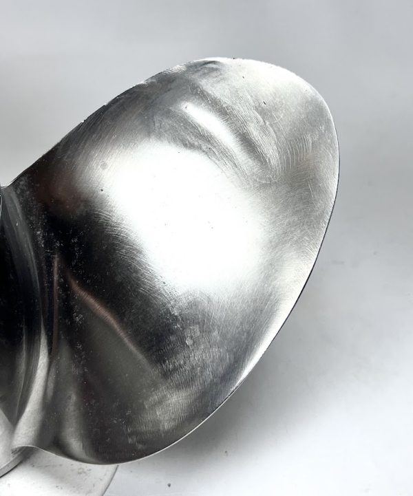 suzuki-3-x-14-x-16p-rh-ss-propeller-990c0-00610-16p-damaged-oem-brandon-y-20241105-144553-299925