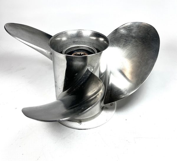 suzuki-3-x-14-x-16p-rh-ss-propeller-990c0-00610-16p-damaged-oem-brandon-y-20241105-144601-7440