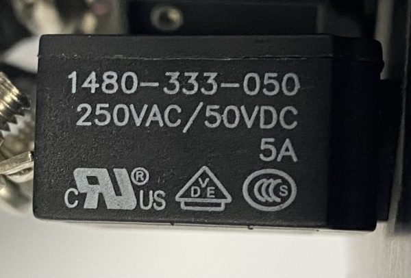 4-button-spreader-bar-light-switch-panel-7-x-4-black-carling-v1d1-20a-todd-h33069-20241231-145154-32696