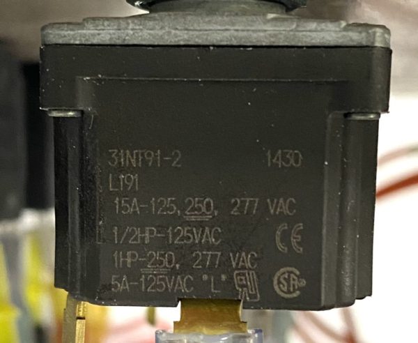 boat-toggle-8-switch-panel-bh-electronics-todd-h33069-20241228-103924-123736
