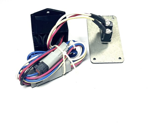 custom-manufacturer-single-switch-panel-dimmer-3-1-2in-x-2in-new-brandon-y-20241218-124026-375975