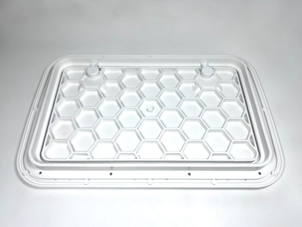 new-jim-black-13-x-20-boat-deck-hatch-lid-polar-white-oem-felix-ommo33069-20241211-090356-688870