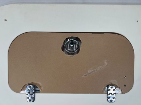 proline-boats-29-grand-sport-bait-station-lid-polar-white-new-20110-50806-brandon-y-20241227-091008-992493