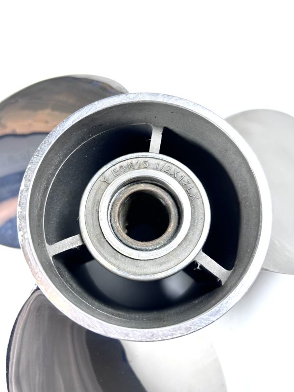 solas-3-x-15-1-2-x-17p-stainless-steel-lexor-propeller-lh-felix-ommo33069-20241217-101845-785723