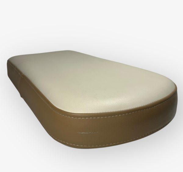 pro-line-23-super-sport-starboard-bow-backrest-cushion-small-tear-brandon-y-20250110-131617-695953